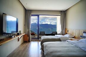 Wake UP IN SNOW MOUNTAIN