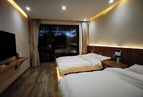 Wake UP IN SNOW MOUNTAIN