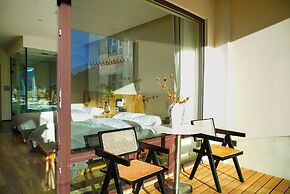 Wake UP IN SNOW MOUNTAIN