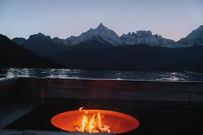 Wake UP IN SNOW MOUNTAIN