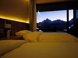 Wake UP IN SNOW MOUNTAIN