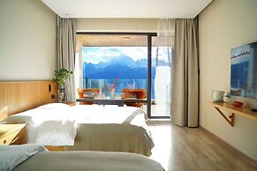 Wake UP IN SNOW MOUNTAIN