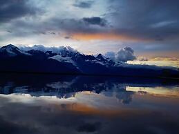 Wake UP IN SNOW MOUNTAIN