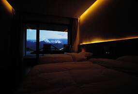 Wake UP IN SNOW MOUNTAIN