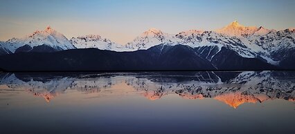 Wake UP IN SNOW MOUNTAIN