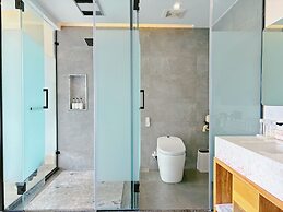 Wake UP IN SNOW MOUNTAIN