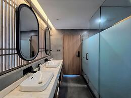 Wake UP IN SNOW MOUNTAIN