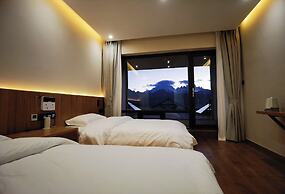 Wake UP IN SNOW MOUNTAIN