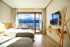 Wake UP IN SNOW MOUNTAIN