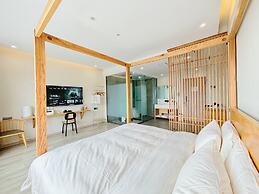 Wake UP IN SNOW MOUNTAIN