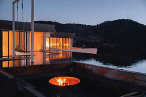 Wake UP IN SNOW MOUNTAIN