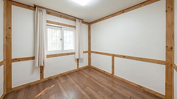 Gapyeong Iris Pension