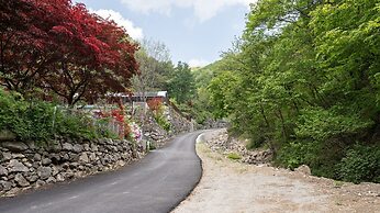 Gapyeong Iris Pension