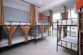 International Youth Hostel Inn