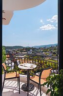 Lumina Dalat Premium hotel