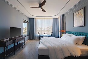 Lumina Dalat Premium hotel