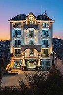 Lumina Dalat Premium hotel