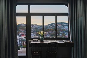 Lumina Dalat Premium hotel