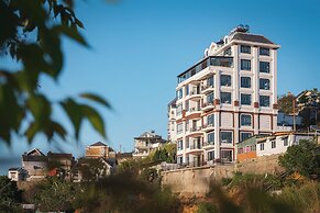 Lumina Dalat Premium hotel