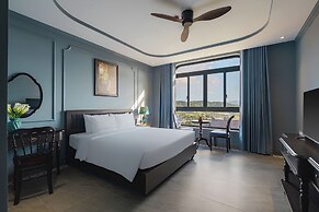 Lumina Dalat Premium hotel