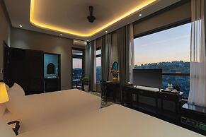 Lumina Dalat Premium hotel