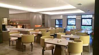 World Hotel Shilaoren Beach NECC Branch