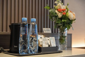 World Hotel Shilaoren Beach NECC Branch