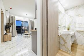 Water Village - The Suites