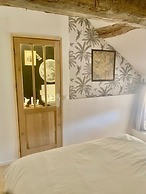 le domaine aux herbes folles