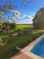 le domaine aux herbes folles