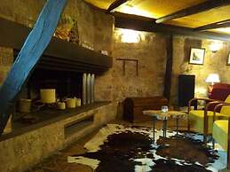 Posada Santa Maria La Real