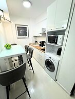 Metropole Apartments Romana Square