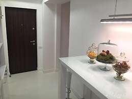 Metropole Apartments Romana Square