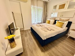 Metropole Apartments Romana Square