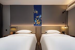 Echeng Hotel