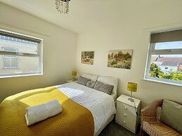 Golden Triangle Townhouse