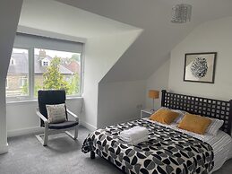 Golden Triangle Townhouse