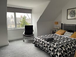 Golden Triangle Townhouse