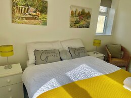 Golden Triangle Townhouse