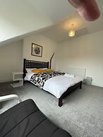 Golden Triangle Townhouse