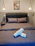 Comfy Tok Sira Home Kuantan 5 BR