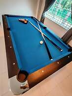 Comfy Tok Sira Home Kuantan 5 BR