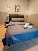 Comfy Tok Sira Home Kuantan 5 BR