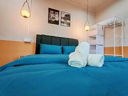 Comfy Tok Sira Home Kuantan 5 BR