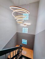 Comfy Tok Sira Home Kuantan 5 BR