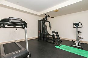 Luxury Cairns Stay with Pool and BBQ