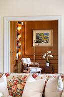 Fairview Villa by Cadenzalux