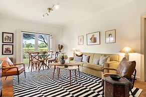 Fairview Villa by Cadenzalux