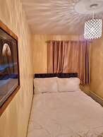 Family-friendly 3BR - Parking, London Access