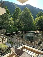 Agriani Hotel